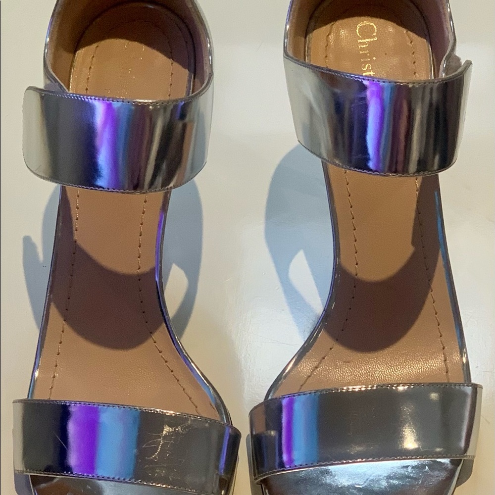 CHRISTIAN DIOR METALLIC SILVER SANDALS| SIZE 11